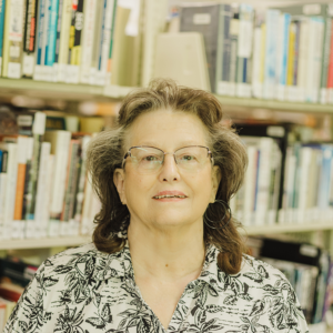 headshot of diana pierce head of circulation/loan and technical services