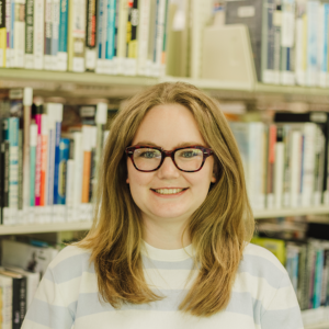 headshot of lindsay brandon youth services librarian